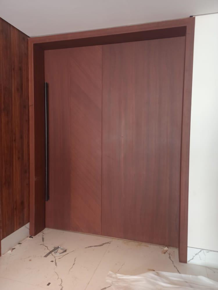 أبواب خشبية خارجية - تصميم حسب الطلب عامر للديكور